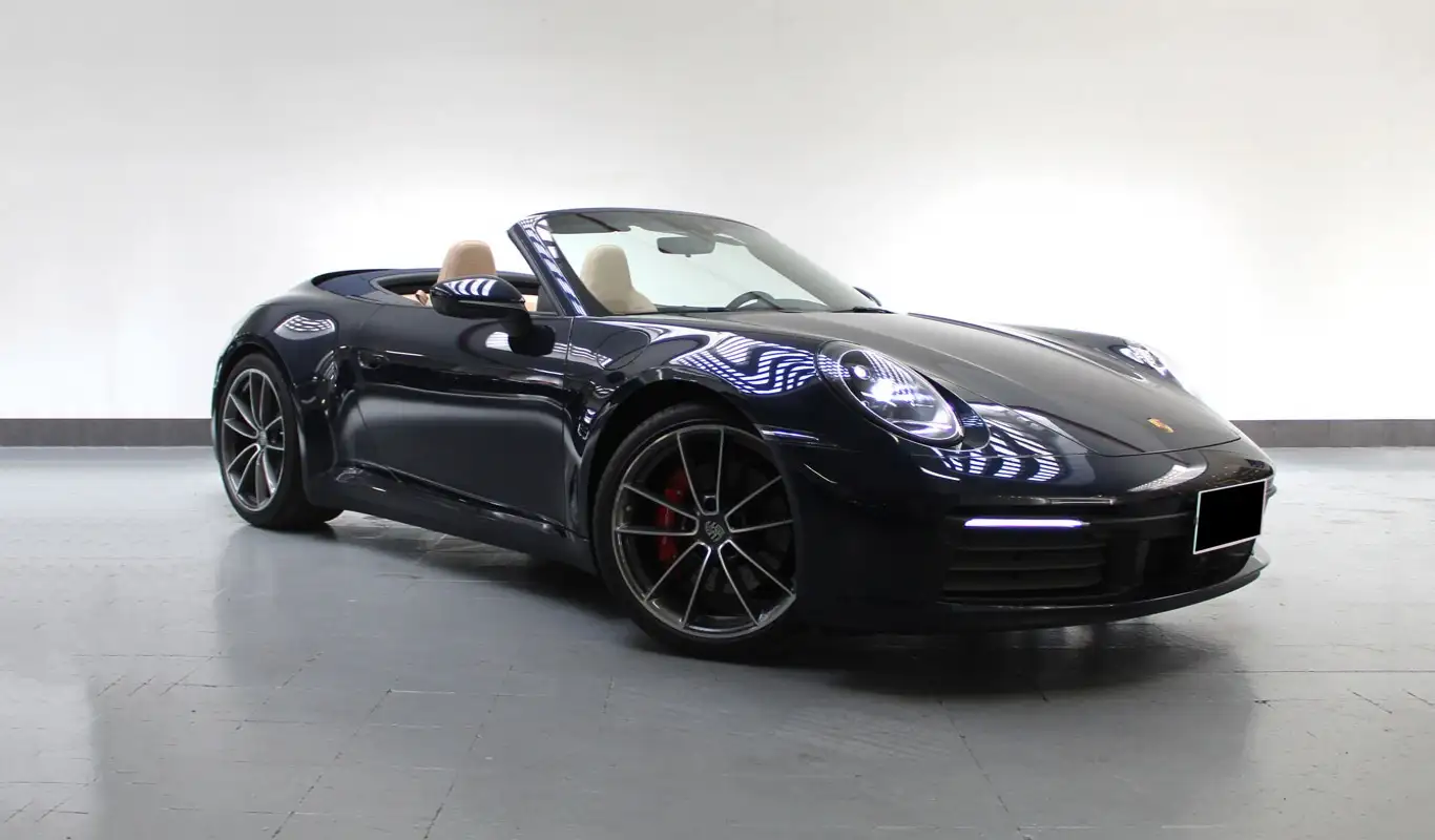 rent Porsche 911 Carrera 992 Cabrio rent Porsche 911 Carrera 992 Cabrio